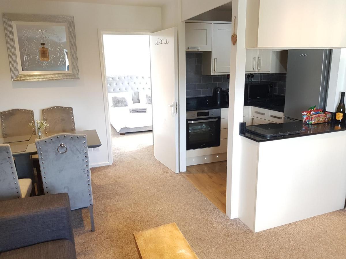 Bowness On Windermere, Lovely Apartment For 4 With Parking Esterno foto